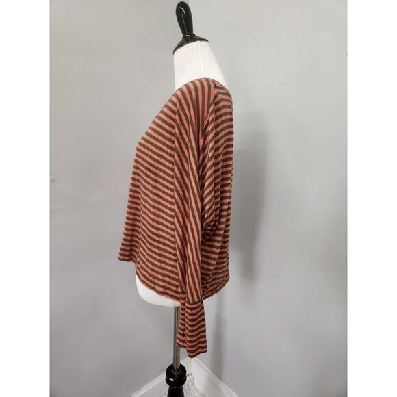 BCBG Maxazria Dolamn Long Sleeve Striped Knit Cropped Top Size Small - Picture 4 of 11